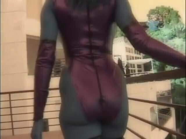 Lil' Kim in latex - juicy ebony anally nailed by skinny guys