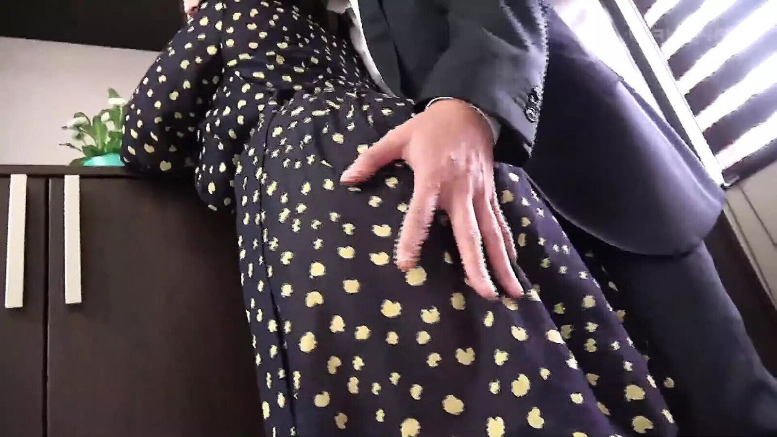 Kanna Shinozaki Married Woman Caught Cheating Husband's Boss Part.1