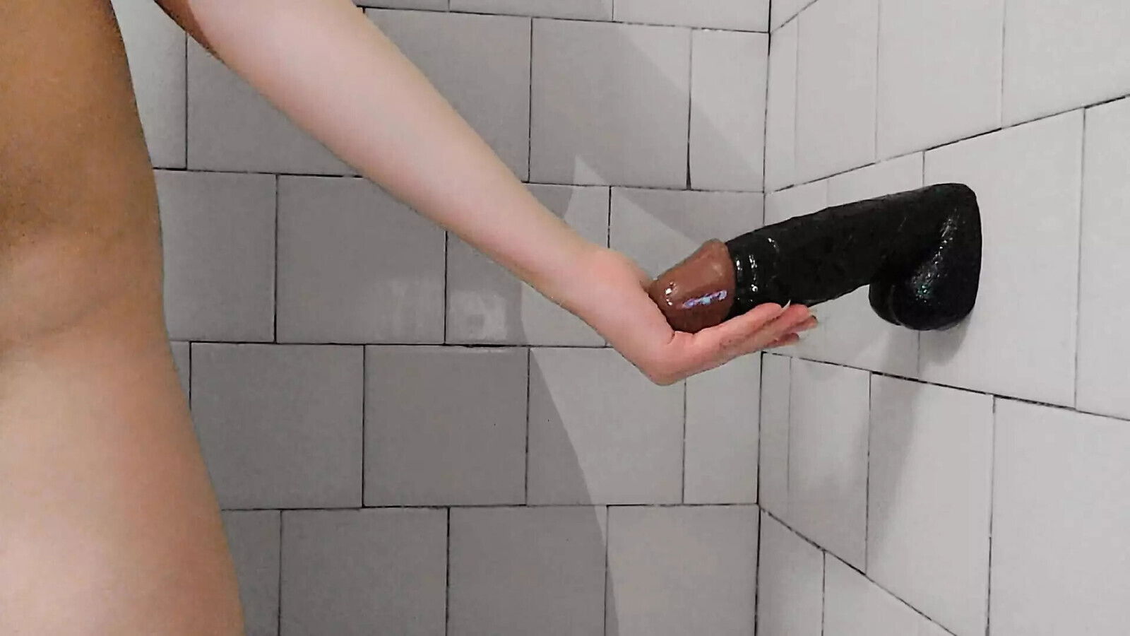 Slutty step Fingers pussy right after Dildo shower