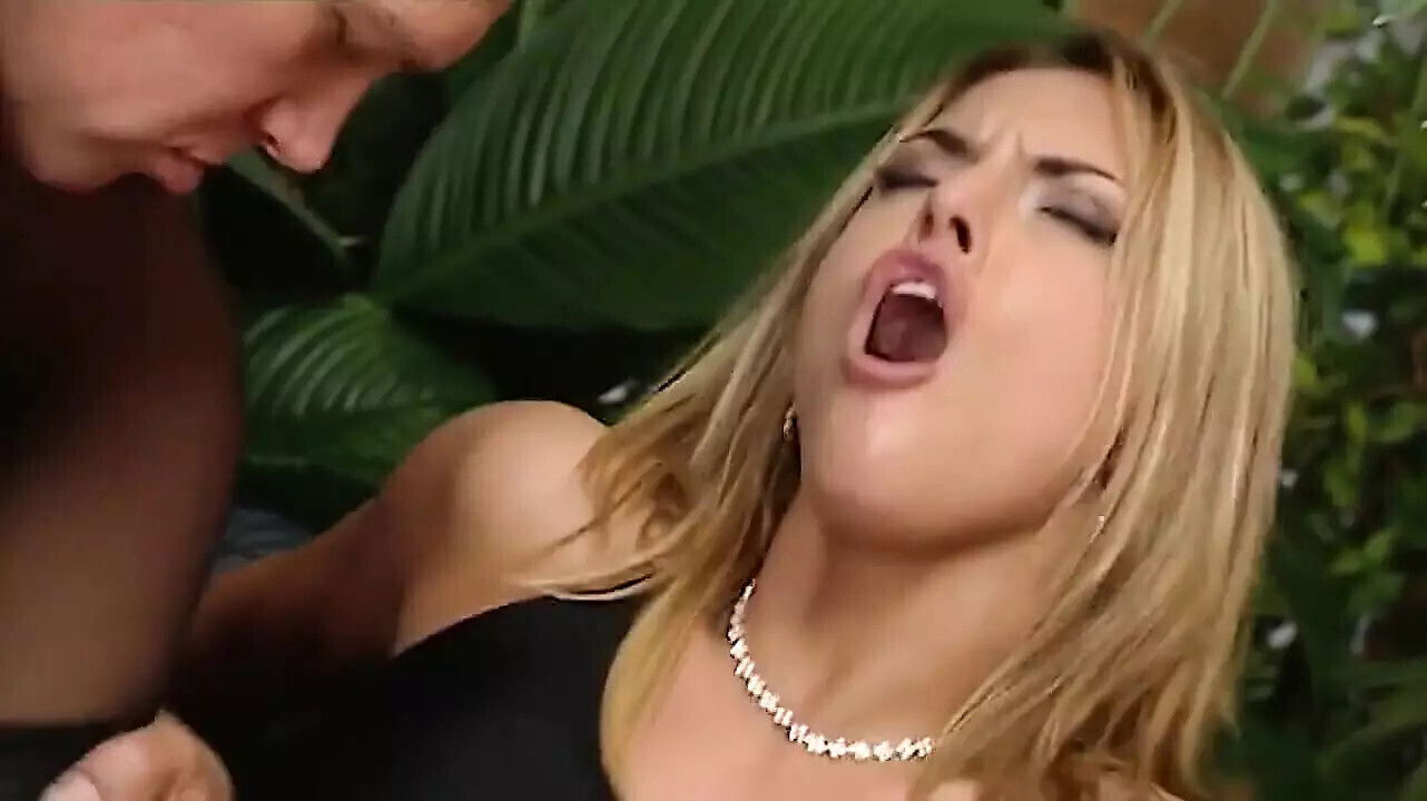 Cocks hands, looks happy