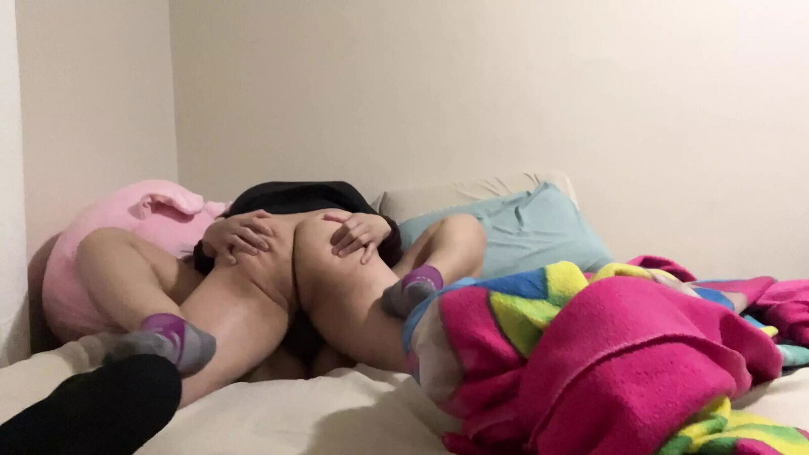 Sexy Moanah's Screaming Orgasm While Wearing Puffy Jacket