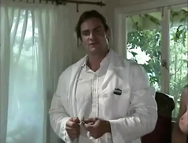 Hung Stud Eats Pussy While Getting Hard Rode