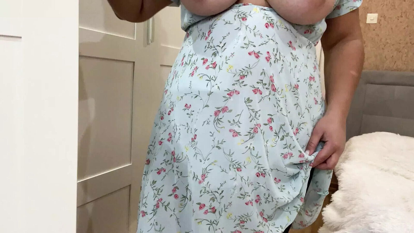 Egyptian teen sexy pantyhose masturbates tight hairy pussy