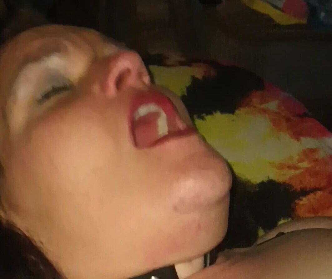 Facial expressions sexy plumper during orgasms.