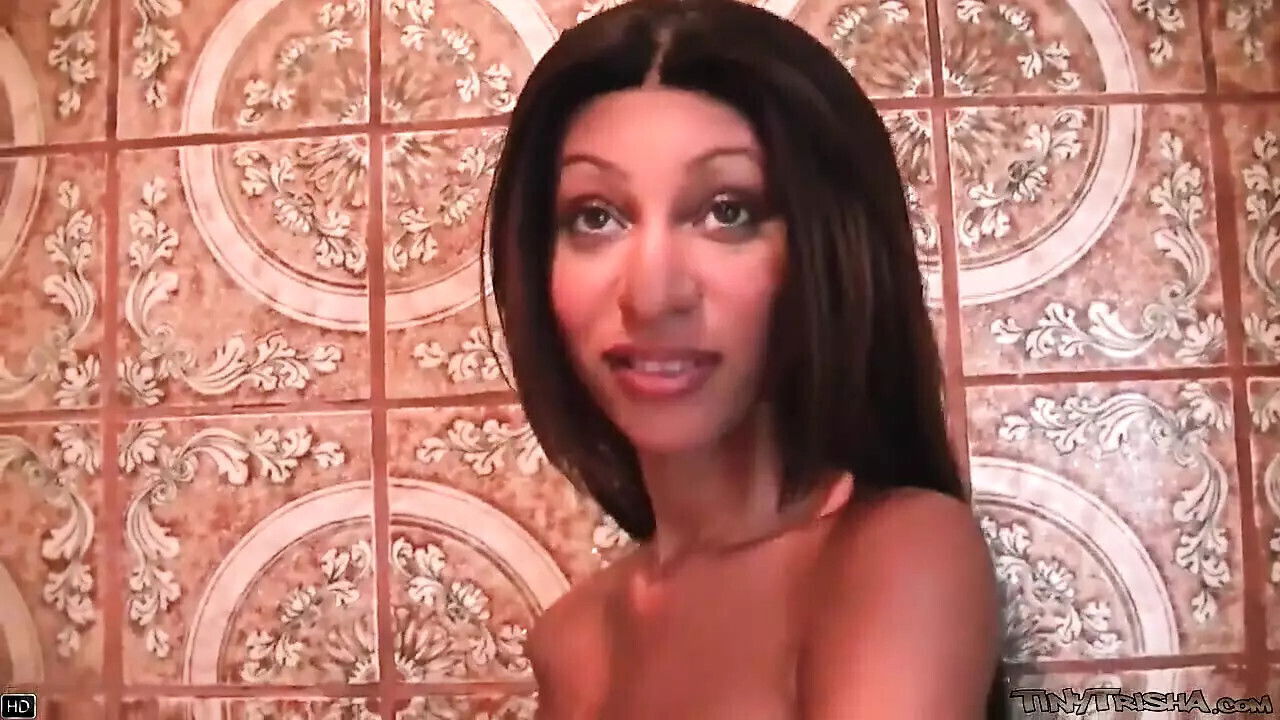 Nadia Pariss Tiny Trisha Takes Shower