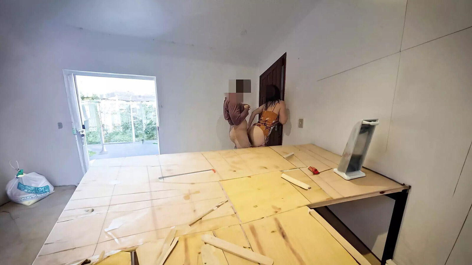 Married Architect drink sperm Construction Site.