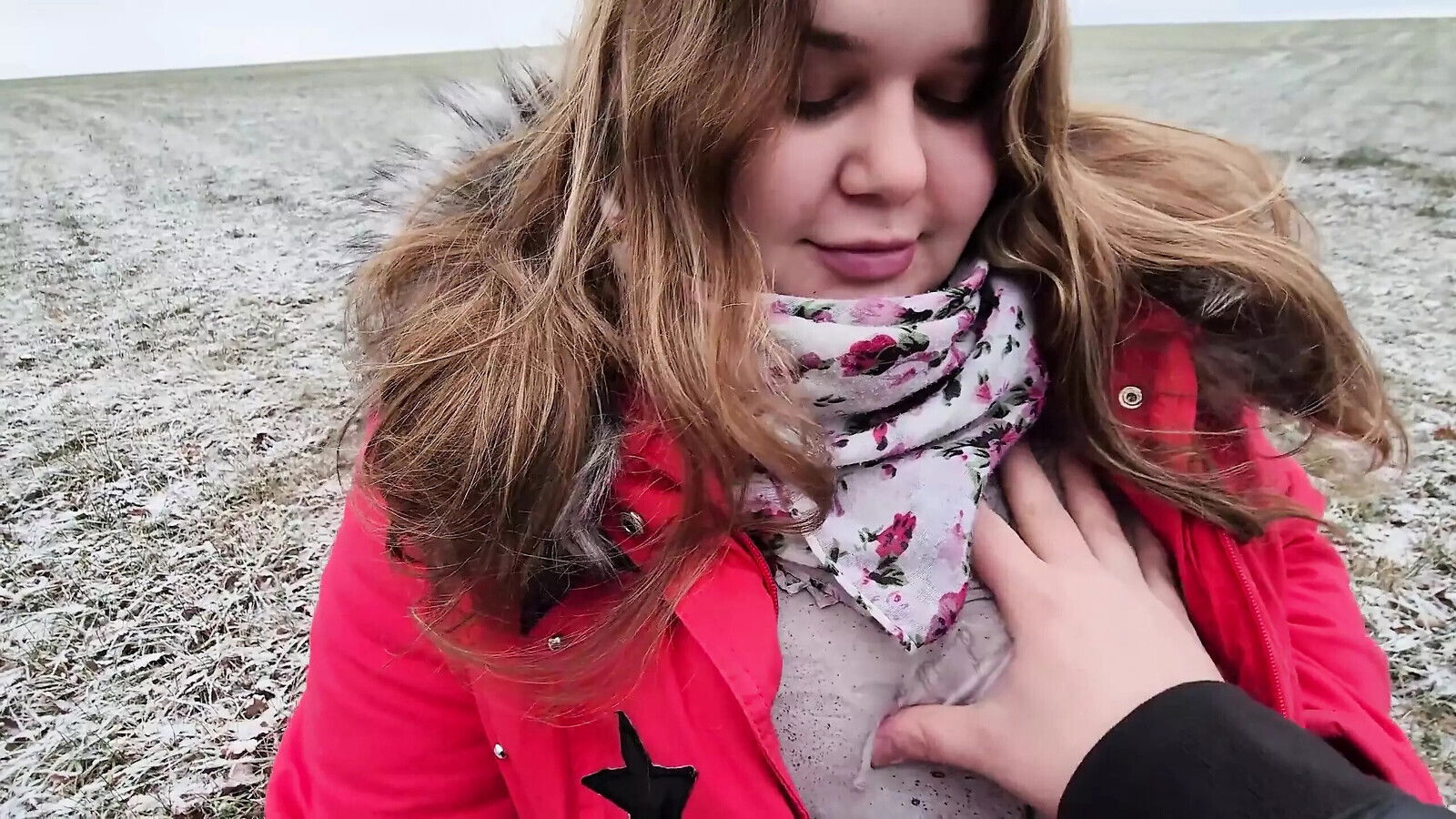 Facial Chubby Girlfriend Outdoors