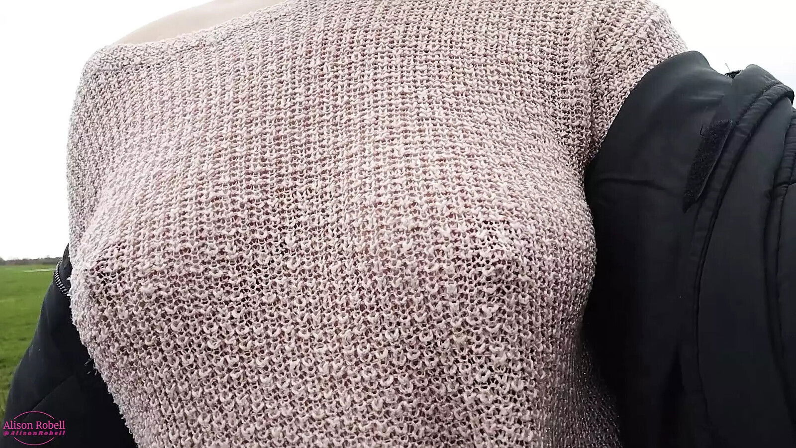 Boobwalk: Walking braless pink through knitted sweater