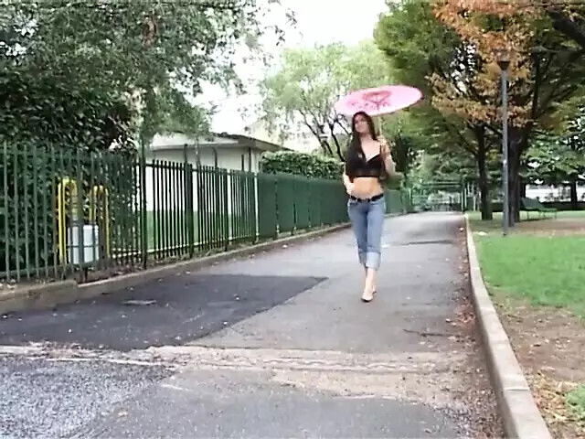 Huge Shots Everybody's Mouths Bodies!!!