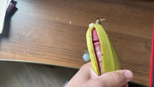 Сладко кончать банан🍌💦