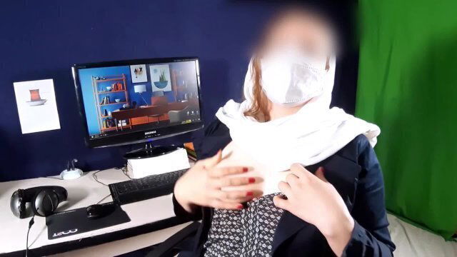 کارمند محجبه متاهلم گرفتم کونش خودم caught secretary watching porn