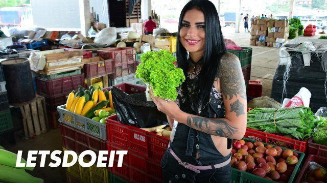 Brunette Melina Zapata Picked Deep Drilling Mature Pussy LATINA MILF