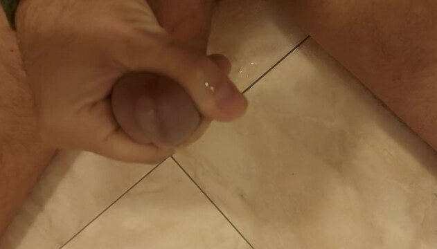 Masturbazione maschile sego salotto