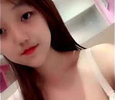 说话嗲嗲的新人年轻学妹，丰满胸部 脱光光奶子乱颤 国产网约高端外围