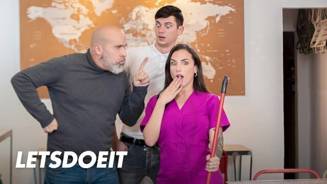 Maid Medusa Fucked Hostel Client HORNY HOSTEL