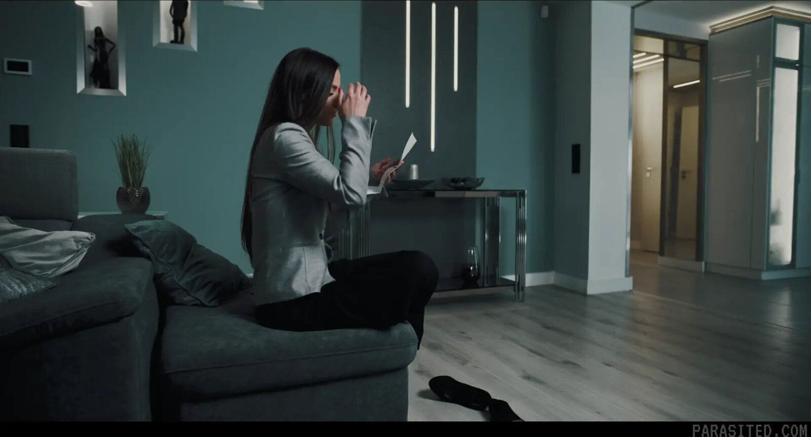 Amiraha possessed alien parasites fuck maid