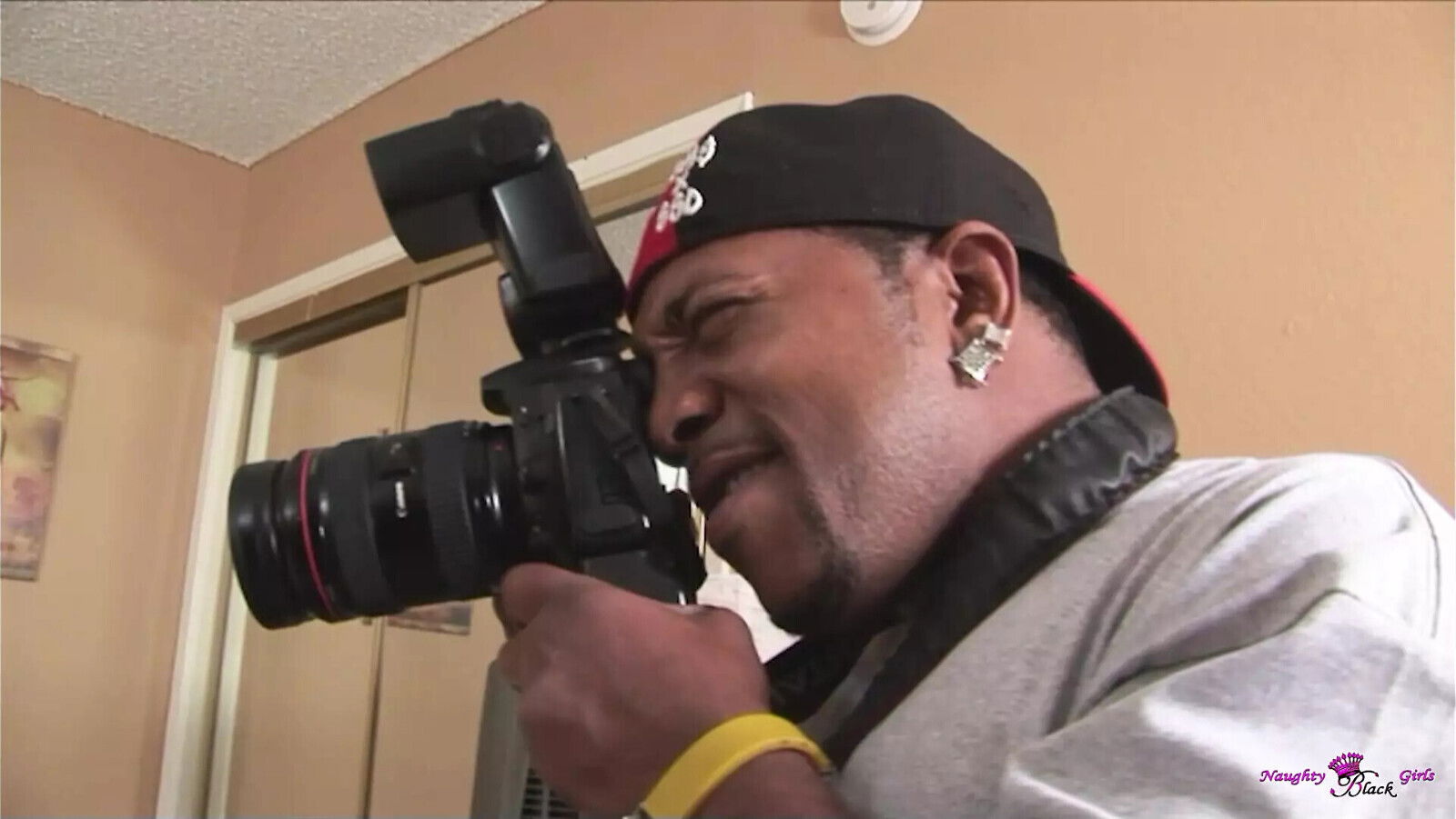 Instead modeling wants deep dripping chocolate snatch