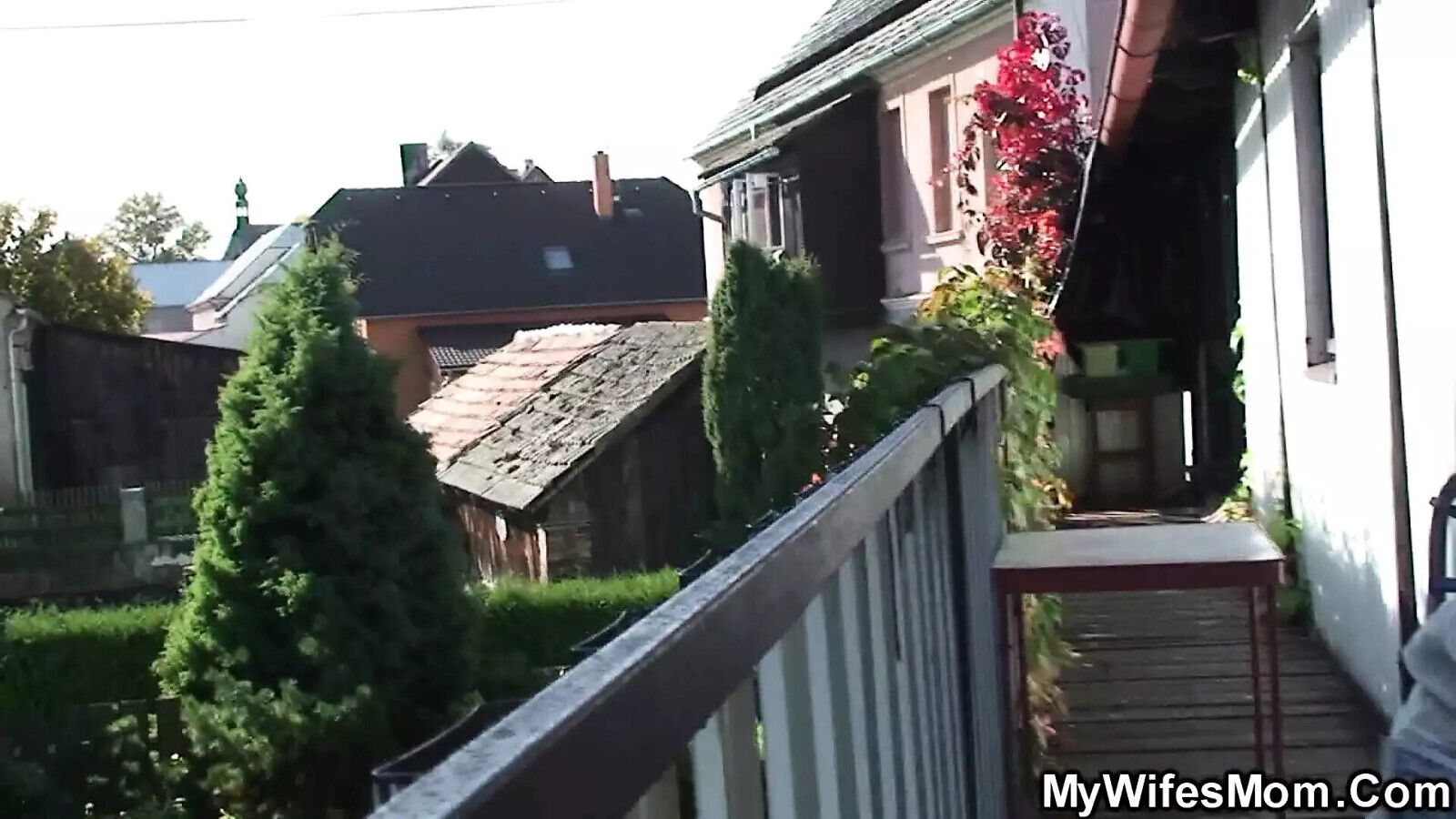 caught doggystyling wife's outdoors