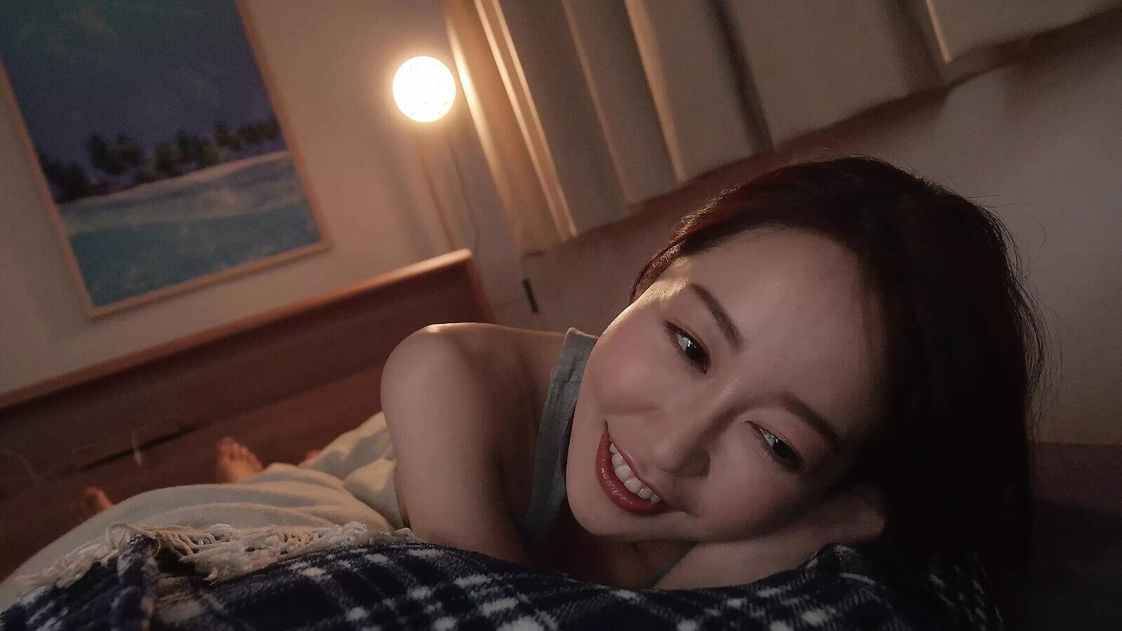 Shinoda Temted erotic beauty living next crempie home