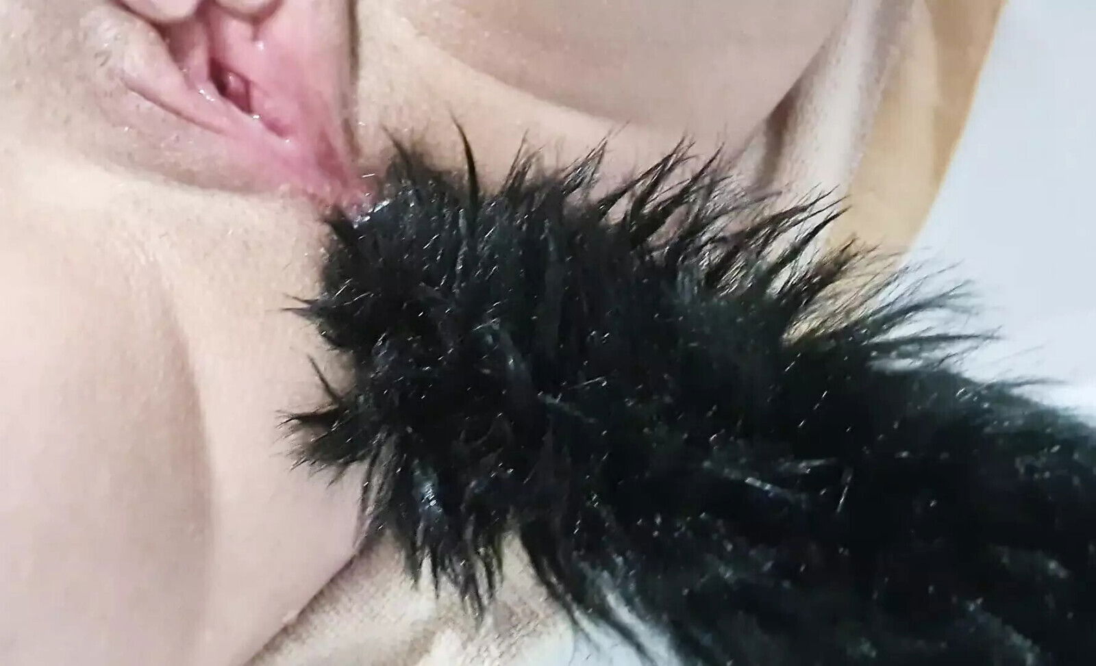 plug slides into pussy then into ass...