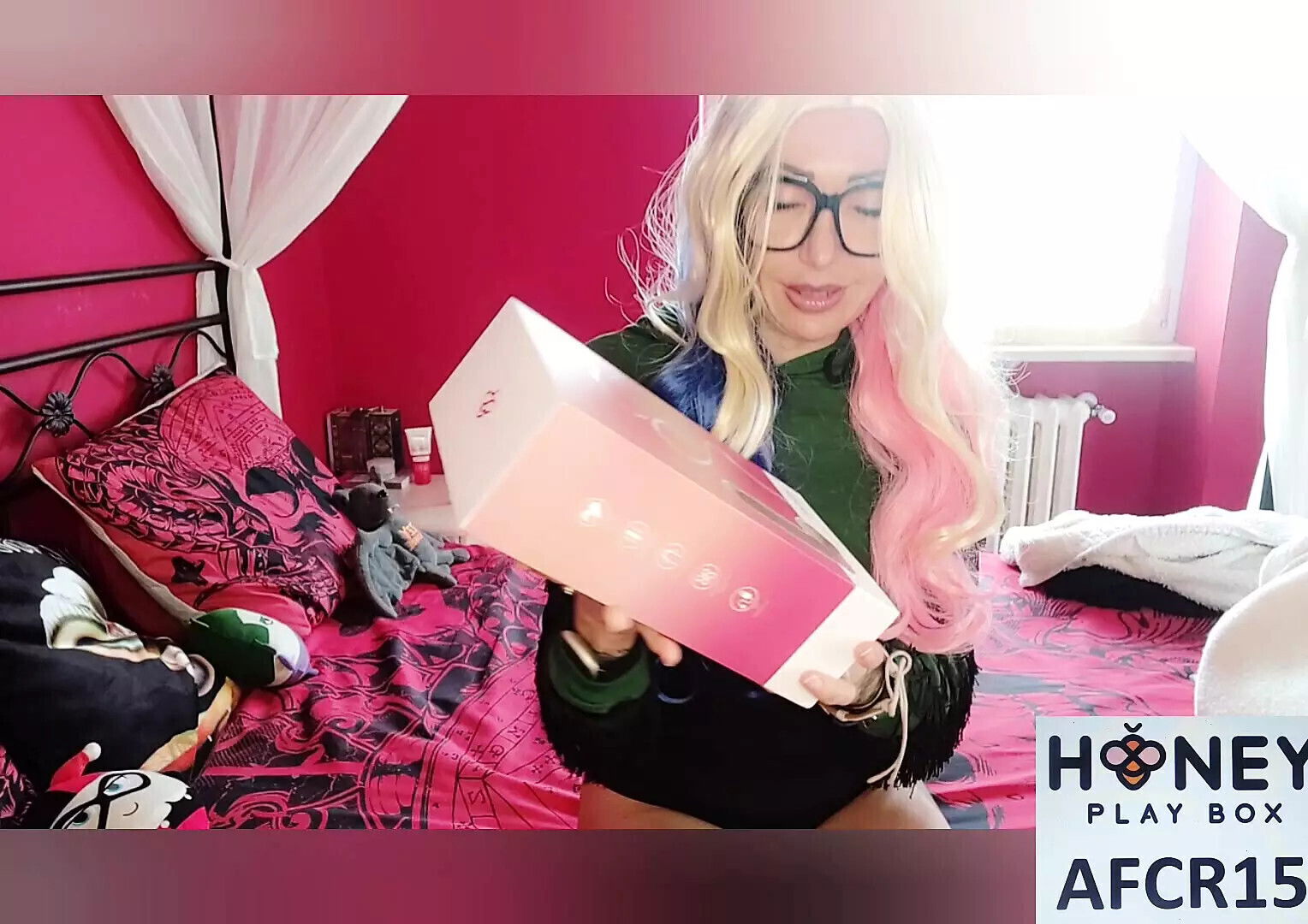 Lavinia's makes squirt