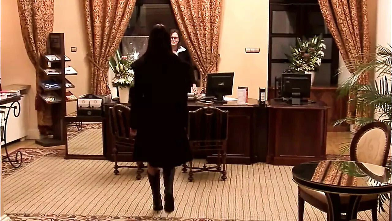 Merdeces Dragon Enjoys Taking Dicks Holes