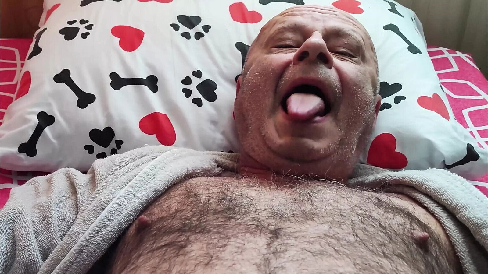 Dreaming Cumming White Xmas with Garabas Olpr