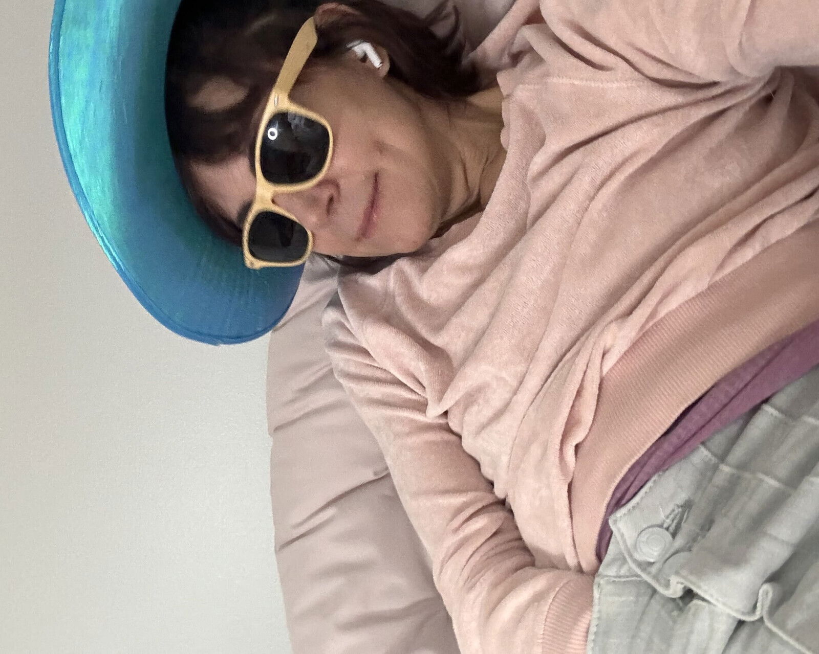 sexy milf girlfriend edging hard cums