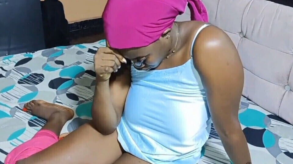 Pastors wife caught fucking hotel while service ongoing