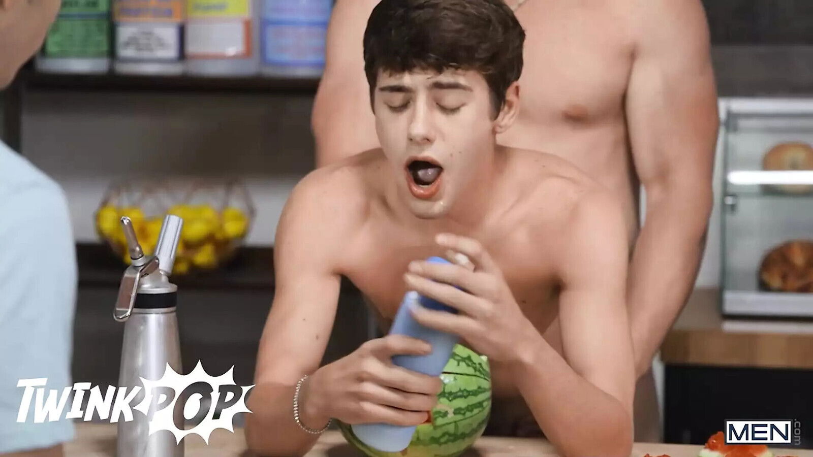 This Smoothie Shop Specialty Joey Mills' Clark Reid's Mixed Together Fresh Smoothies TWINKPOP