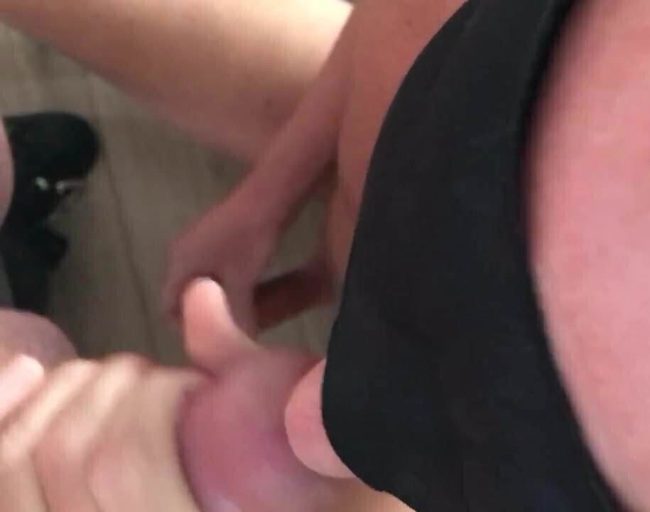 Me getting a blowjob from a stranger 