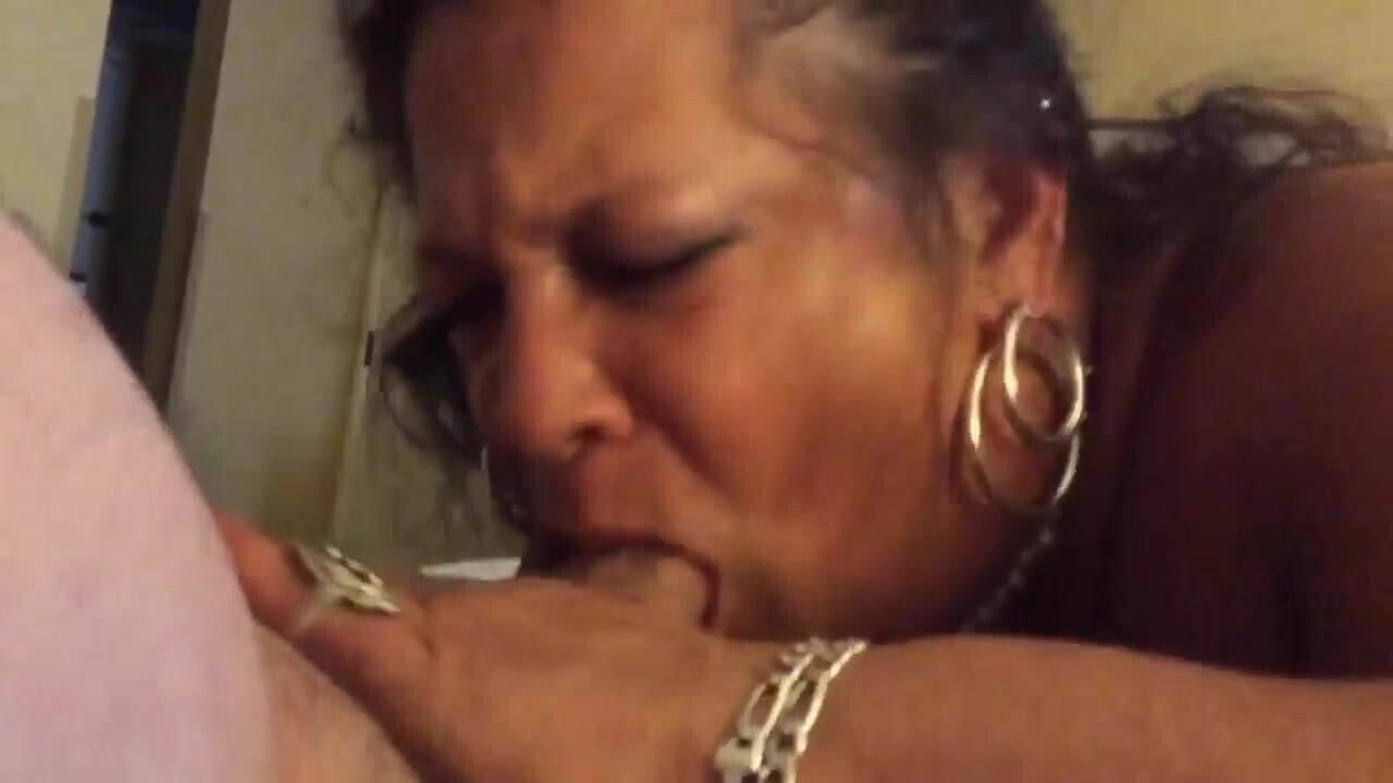 Oinker Head, on the Bed