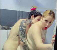 Minha amiga chamou para banho nela aproveitemos fudemos gostoso l&eacute_sbicas