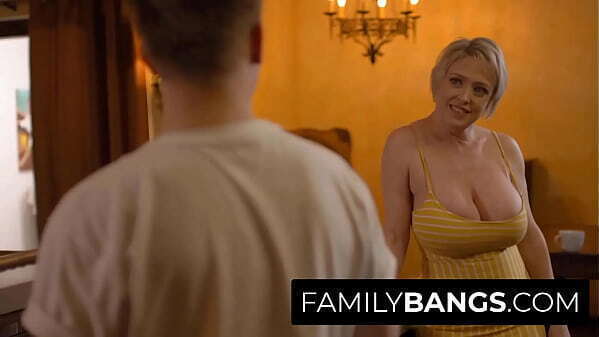 FamilyBangs.com Fucking Curvy when Alone Home, Williams, Joshua Lewis