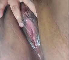 PRETA BRINCANDO GOSTOSO