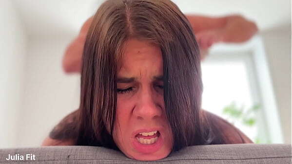 College Girl Takes Mouth After