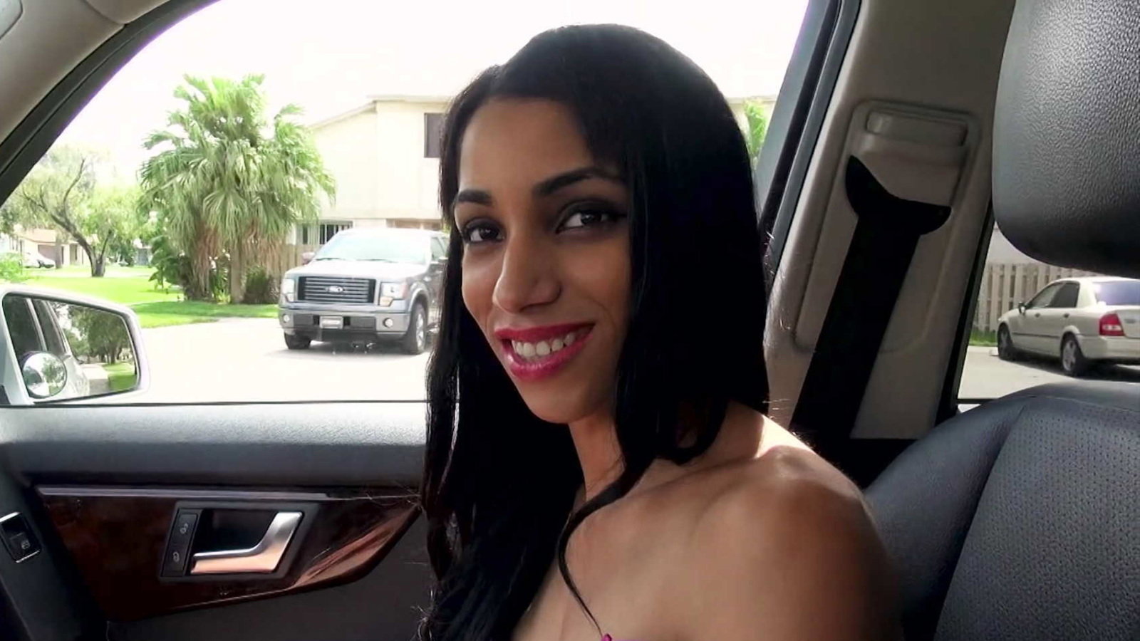 Ginger Bytes gets sticky reward after servicing dick