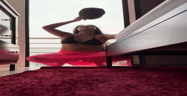 Desde Balcon Tomando Aire Fresco