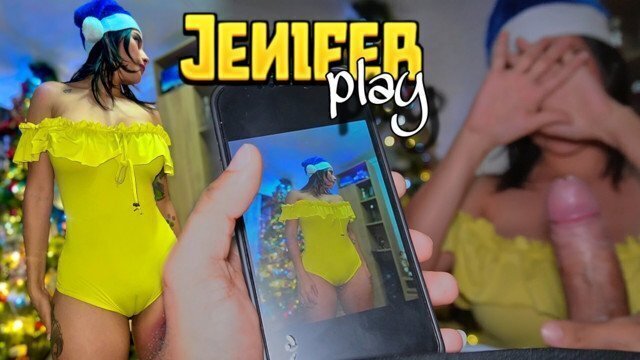 FELIZ NAVIDAD! chica cachonda monta polla amigo JENIFER PLAY