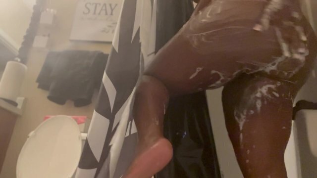 Cleaning Daddy💦💦