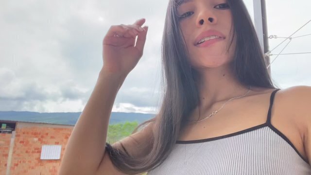 Bailando desnuda-Moviendo culo abriéndolo para Culo Grande twerking