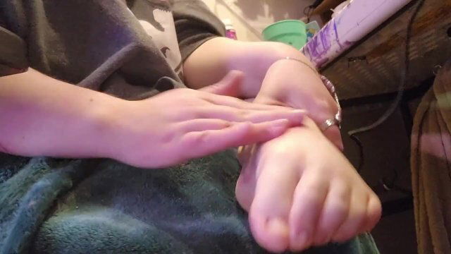 Foot Care Pumice Stone, Lotion Silicone Sock