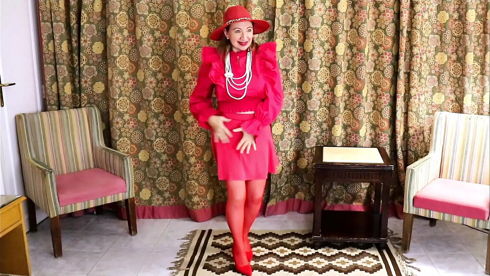 Busty granny MariaOld lady red, teasing stockings heels shoes