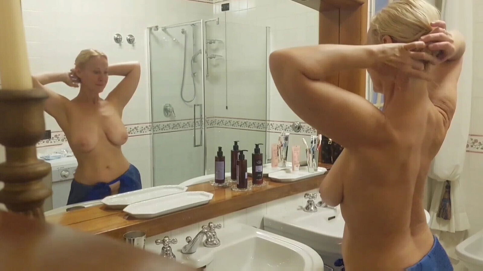 Amateur blonde mature wife games