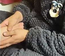 粉墨人生-狗奴喜欢妈妈的脚，被妈妈的香脚弄的爽死