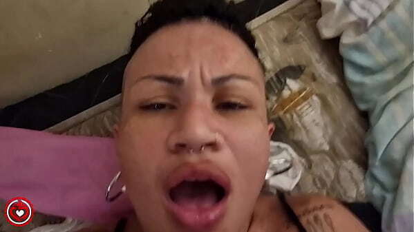 provocar safado n&atilde_o resistiu, fudeu minha buceta p&ecirc_lo ainda gozou dentro