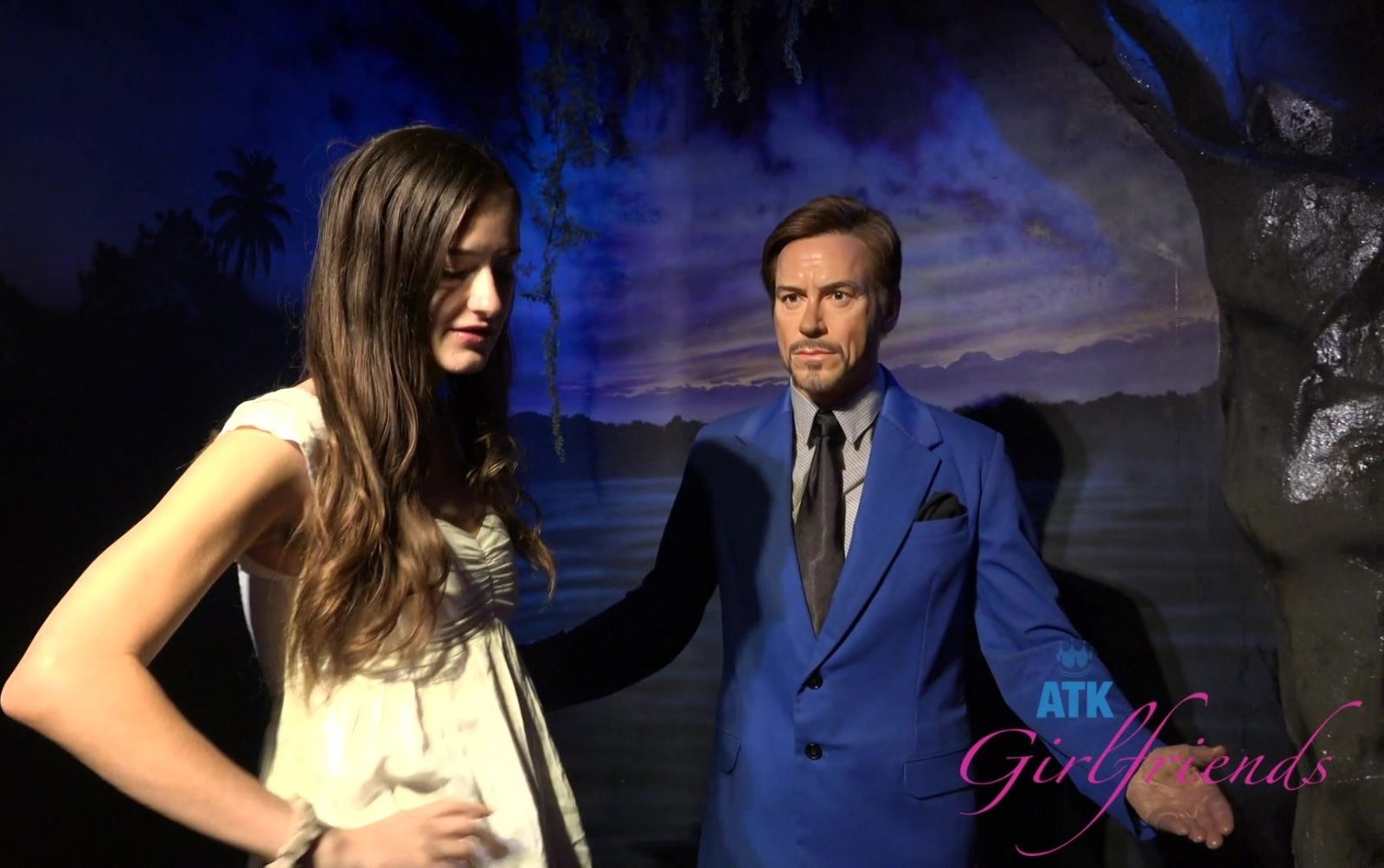 Amateur video sexy Violet Viper teasing public places