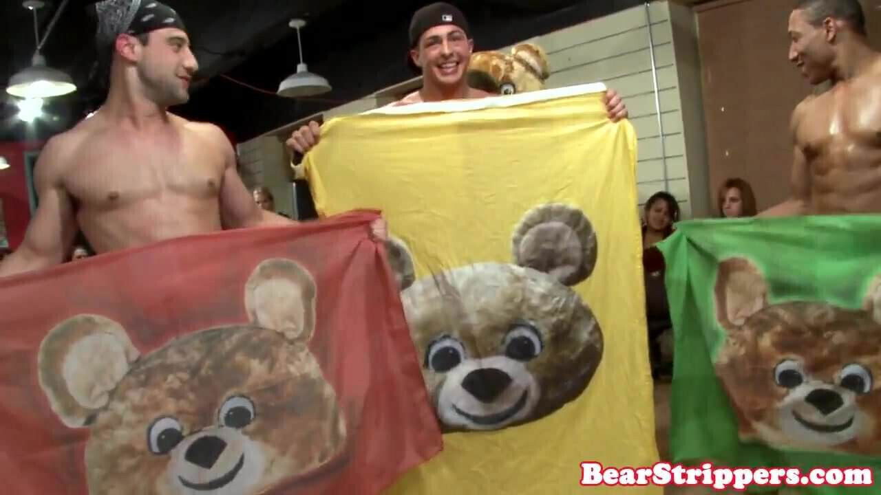 OMG my gf sits on strippers face after work 