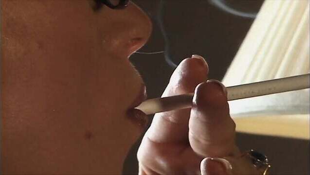 Closeup Smoking Fetish 120s