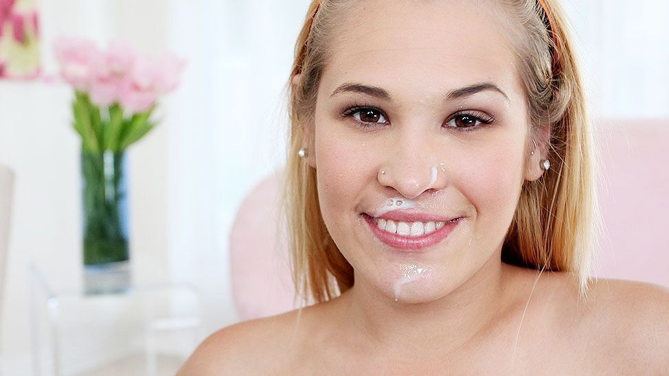 Kimberly Kiss in Big Brown Eyes Do It Every Time... - ShesBrandNew